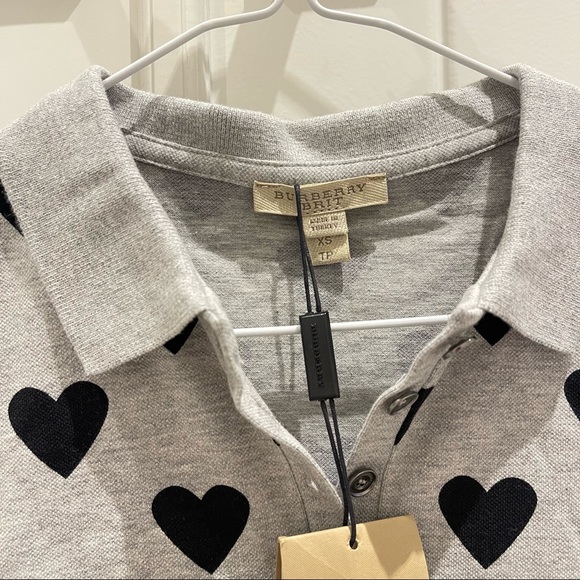 Burberry Women’s Heart Print Stretch Cotton Piqué Polo Shirt in Gray (XS) - Picture 7 of 8